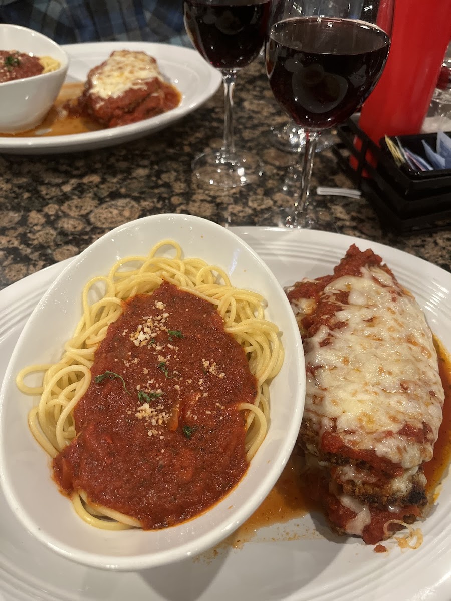 Banner Malacari's Italian Restaurant & Winery 03